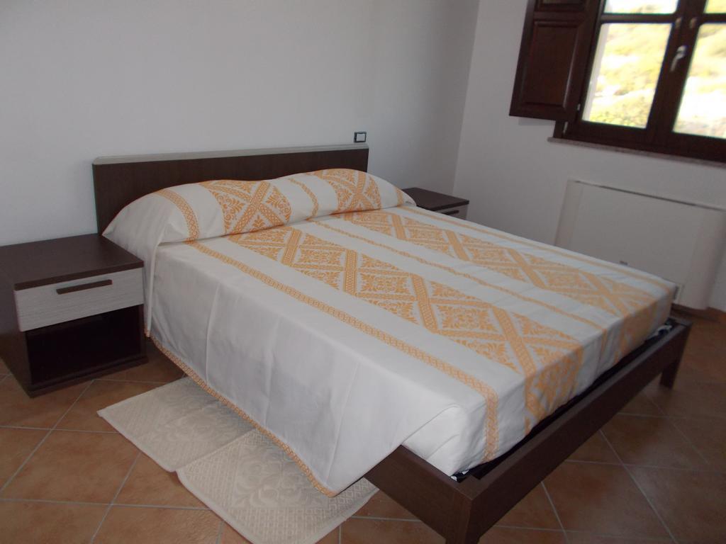 Agriturismo La Fillirea Sant'Antonio de Santadi Eksteriør billede